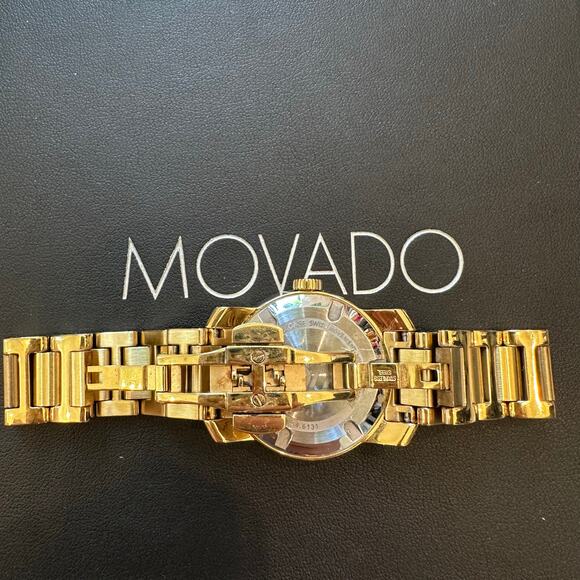 Movado BOLD Women's Stainless Steel Gold Tone Watch Roman Analog - Picture 5 of 9
